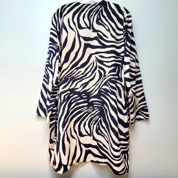 CAMI POUR/FOR LE BOFF | Zebra Pattern Navy & Cream Open Blouse, Sz. L - Picture 3 of 4
